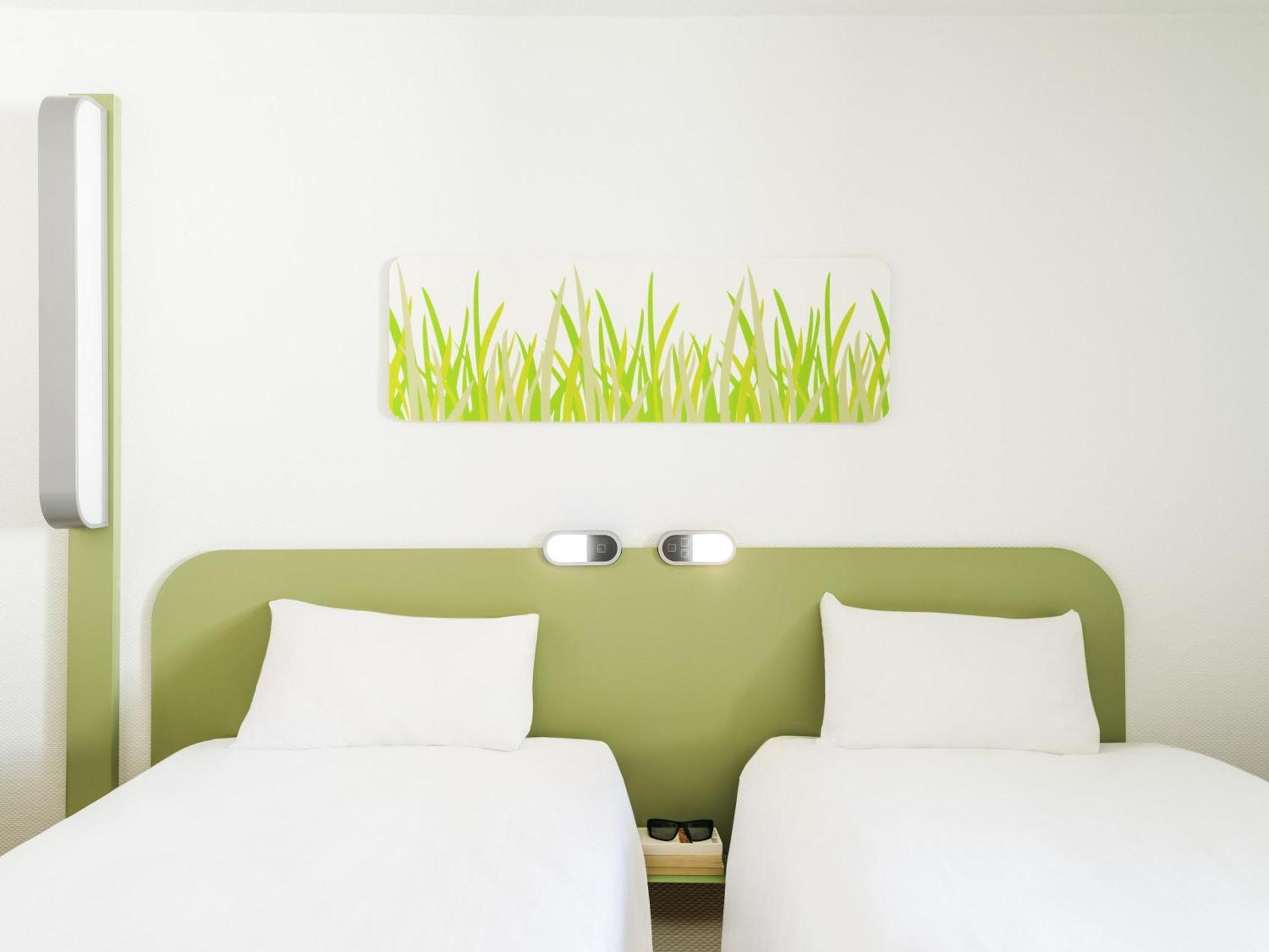 Barrierefreies klassisches Zweibettzimmer