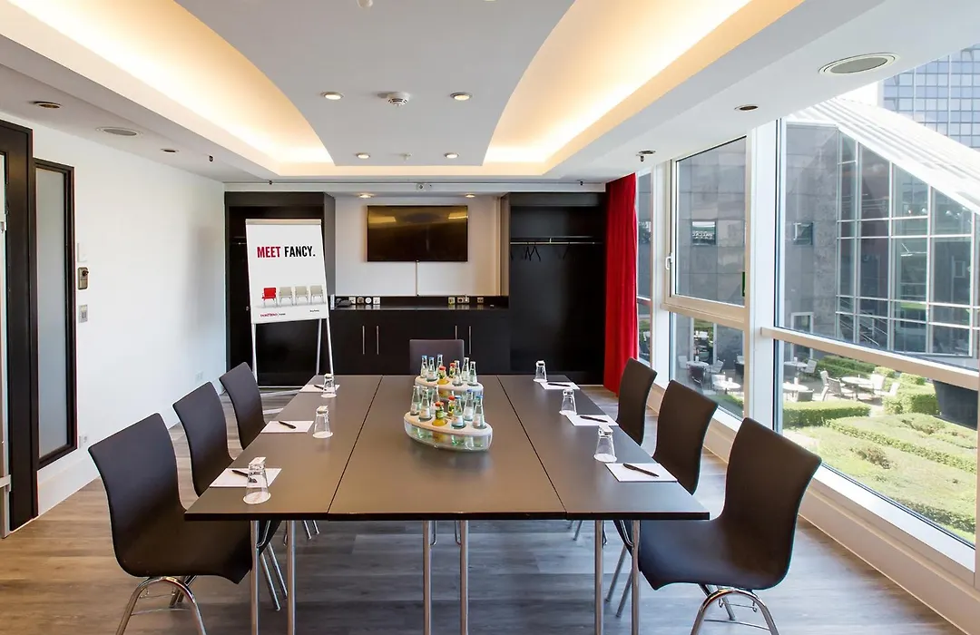 DORMERO Hotel Stuttgart-1