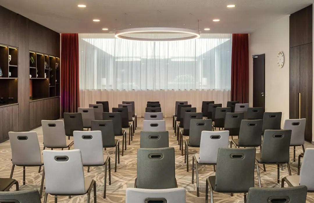 Mövenpick Hotel Stuttgart Messe&Congress-1
